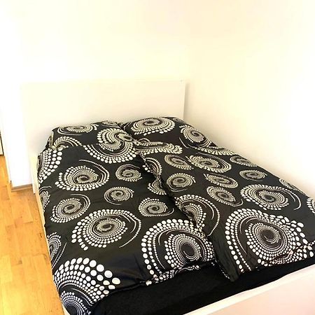 Cozy Flat , Near University , Wifi&Free Parking Regensburg Kültér fotó